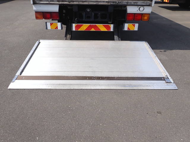 日野レンジャーアルミバン中型（4t）[写真11]