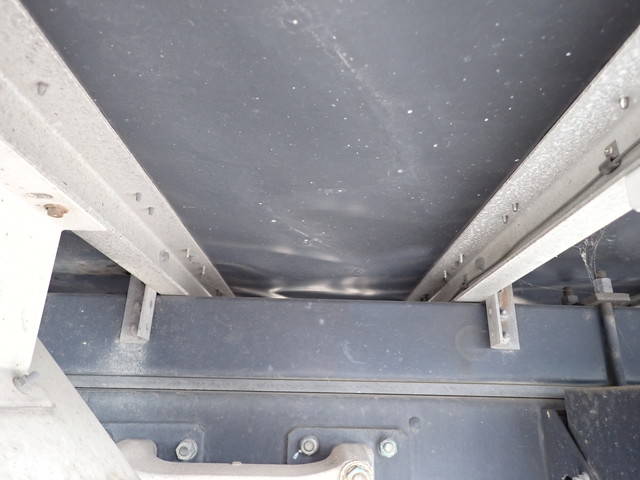 日野レンジャーアルミバン中型（4t）[写真22]