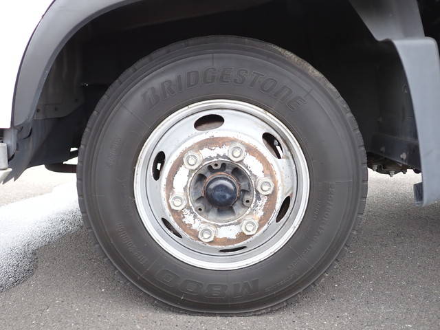 日野レンジャーアルミバン中型（4t）[写真24]