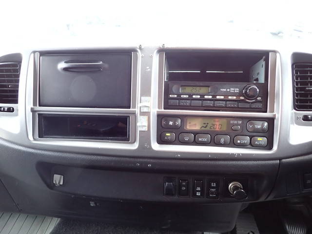 日野レンジャーアルミバン中型（4t）[写真33]