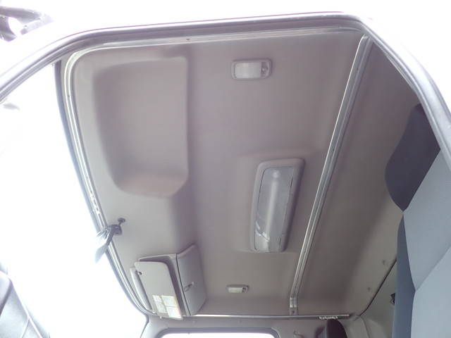 日野レンジャーアルミバン中型（4t）[写真36]