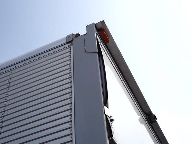 日野レンジャーアルミバン中型（4t）[写真40]