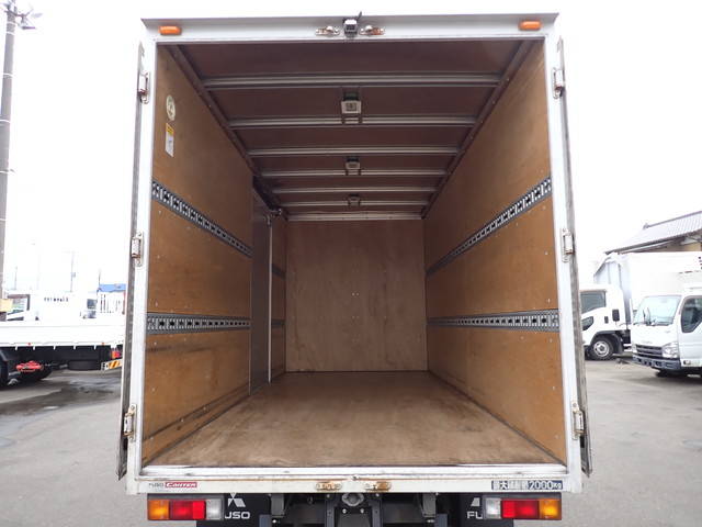 三菱ふそうキャンターアルミバン小型（2t・3t）[写真10]