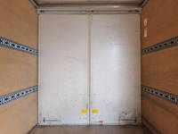 三菱ふそうキャンターアルミバン小型（2t・3t）[写真17]