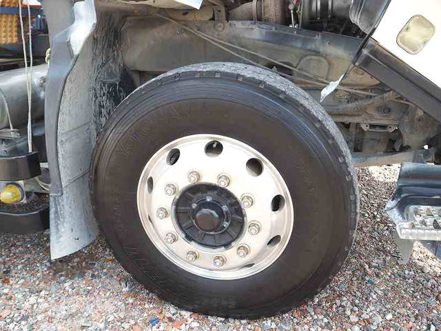 いすゞギガミキサー車（コンクリートミキサー）大型（10t）[写真10]