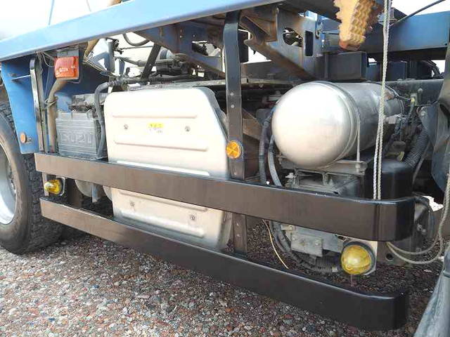 いすゞギガミキサー車（コンクリートミキサー）大型（10t）[写真13]