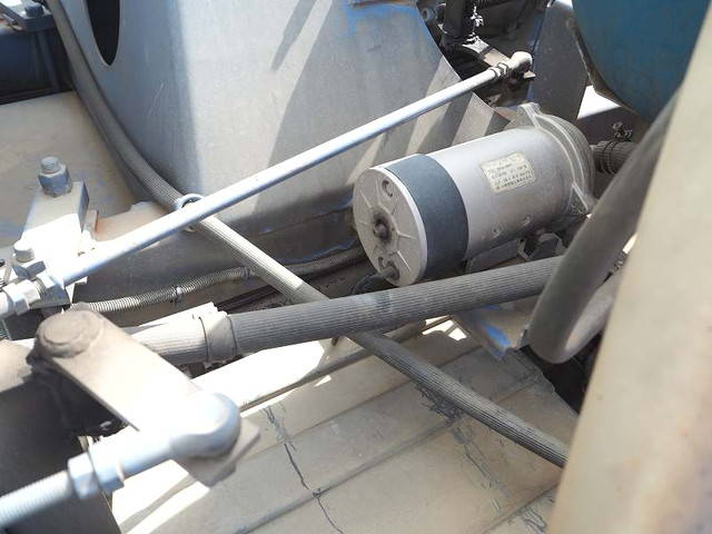 いすゞギガミキサー車（コンクリートミキサー）大型（10t）[写真16]