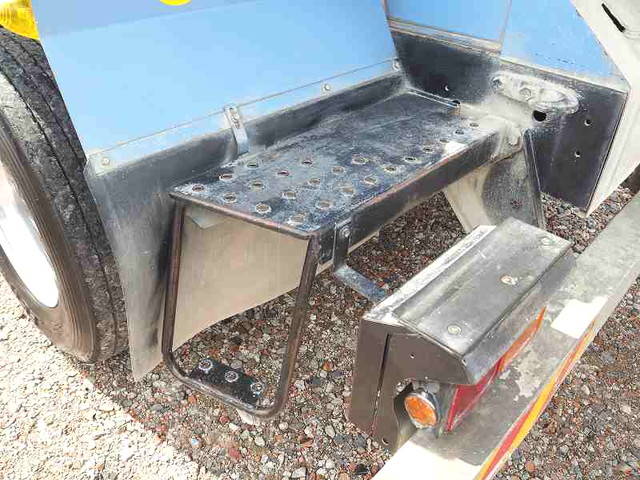 いすゞギガミキサー車（コンクリートミキサー）大型（10t）[写真27]