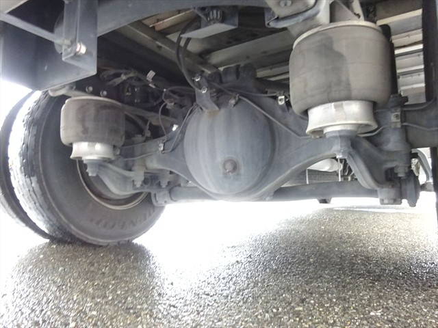 日野レンジャーアルミバン中型（4t）[写真11]