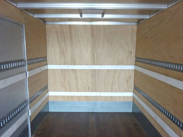 日野レンジャーアルミバン中型（4t）[写真16]