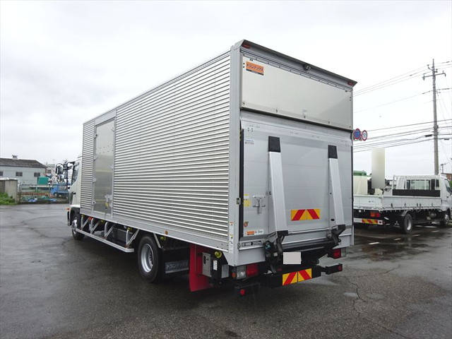 日野レンジャーアルミバン中型（4t）[写真02]