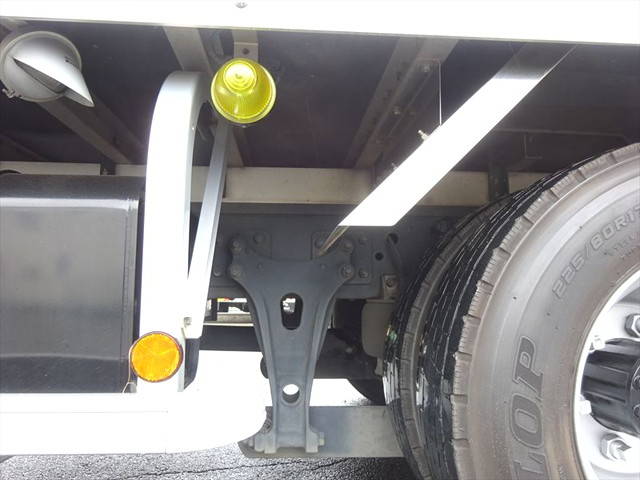 日野レンジャーアルミバン中型（4t）[写真06]