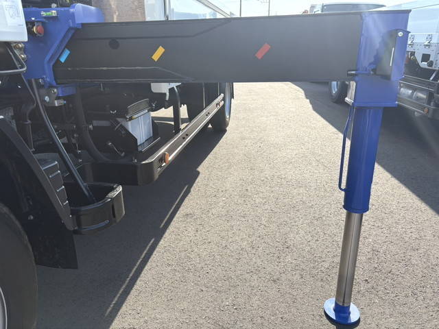 三菱ふそうキャンタークレーン5段小型（2t・3t）[写真17]