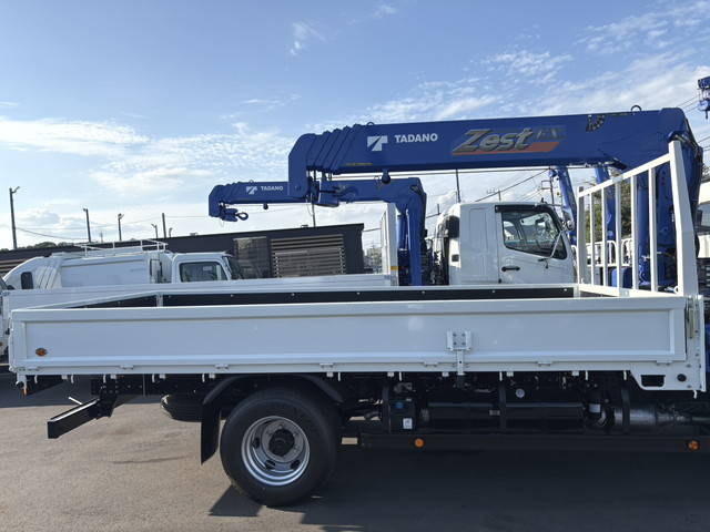 三菱ふそうキャンタークレーン5段小型（2t・3t）[写真06]