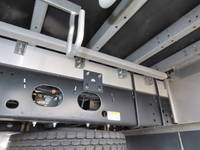 UDトラックスコンドルアルミウイング中型（4t）[写真11]