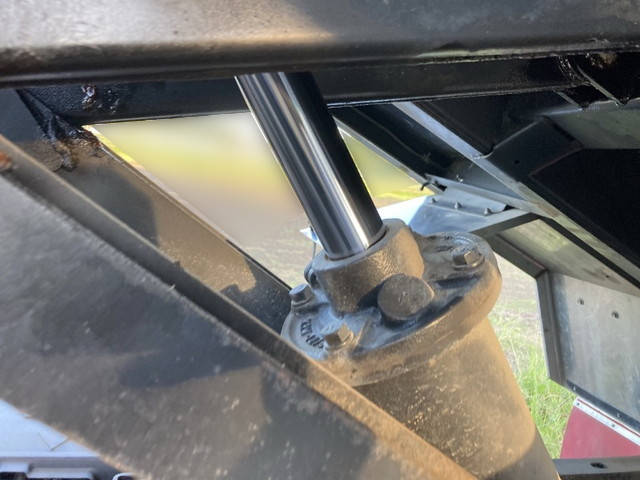 三菱ふそうファイターダンプ中型（4t）[写真20]