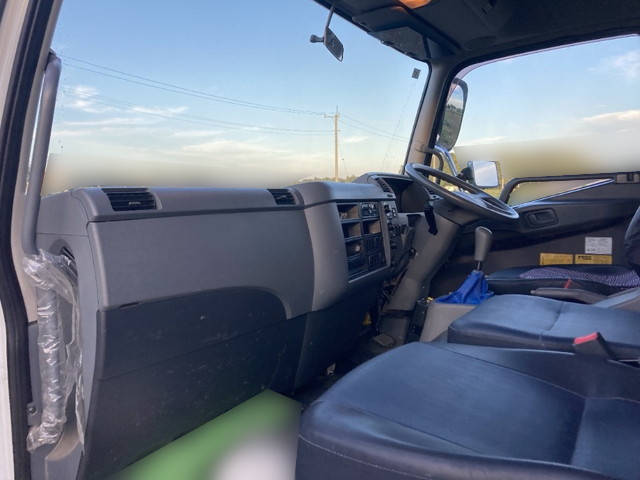 三菱ふそうファイターダンプ中型（4t）[写真29]