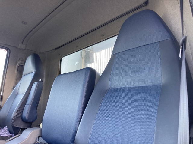 三菱ふそうファイターダンプ中型（4t）[写真30]