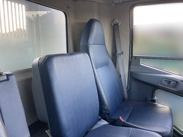 三菱ふそうファイターダンプ中型（4t）[写真31]