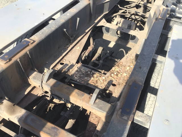 三菱ふそうスーパーグレートコンテナ専用車大型（10t）[写真19]