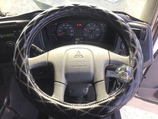 三菱ふそうスーパーグレートコンテナ専用車大型（10t）[写真34]