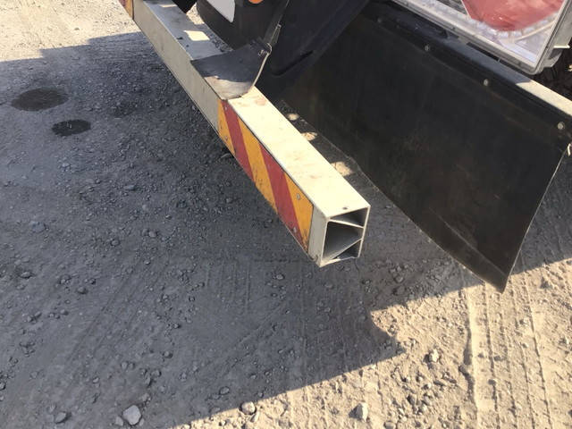 三菱ふそうスーパーグレートコンテナ専用車大型（10t）[写真37]