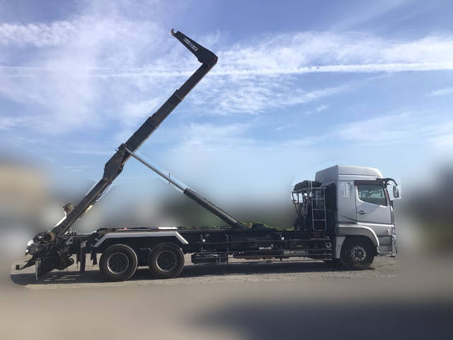 三菱ふそうスーパーグレートコンテナ専用車大型（10t）[写真06]