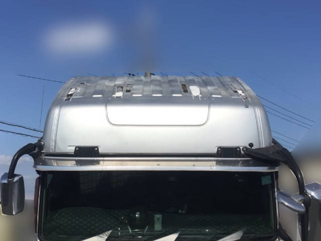 三菱ふそうスーパーグレートコンテナ専用車大型（10t）[写真08]