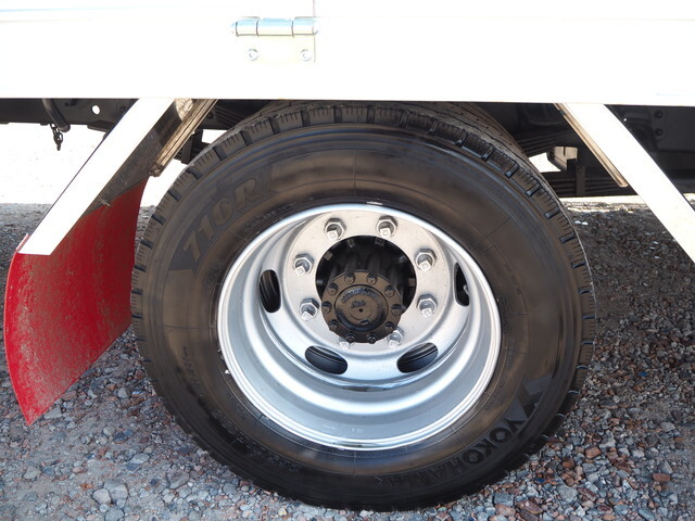 日野レンジャーセルフクレーン5段増トン（6t・8t）[写真22]