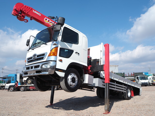 日野レンジャーセルフクレーン5段増トン（6t・8t）[写真03]