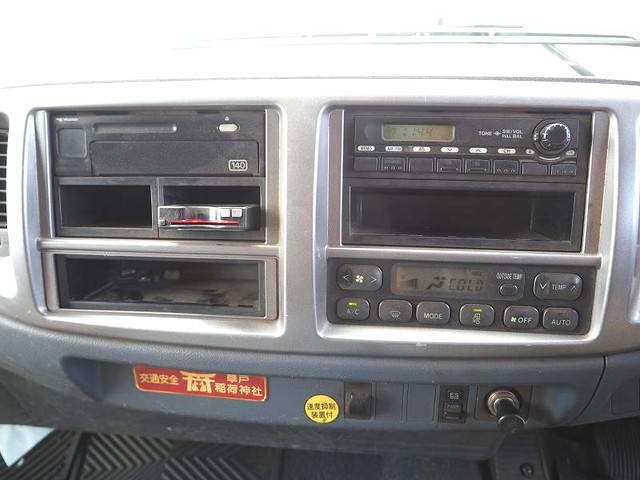 日野レンジャークレーン4段増トン（6t・8t）[写真36]