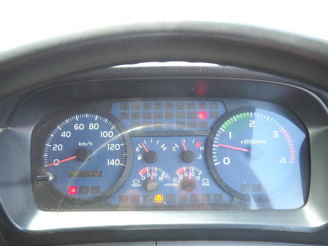 日野レンジャークレーン4段増トン（6t・8t）[写真38]