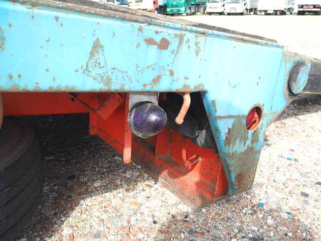 いすゞフォワード回送車増トン（6t・8t）[写真14]