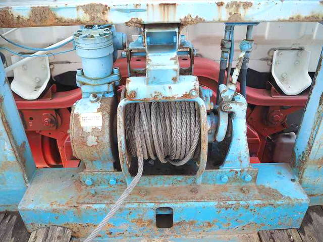 いすゞフォワード回送車増トン（6t・8t）[写真17]