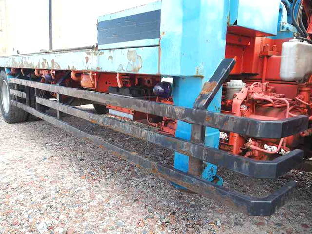 いすゞフォワード回送車増トン（6t・8t）[写真26]