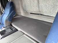 いすゞギガアルミブロック大型（10t）[写真25]