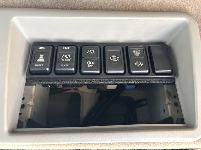 いすゞギガアルミブロック大型（10t）[写真27]