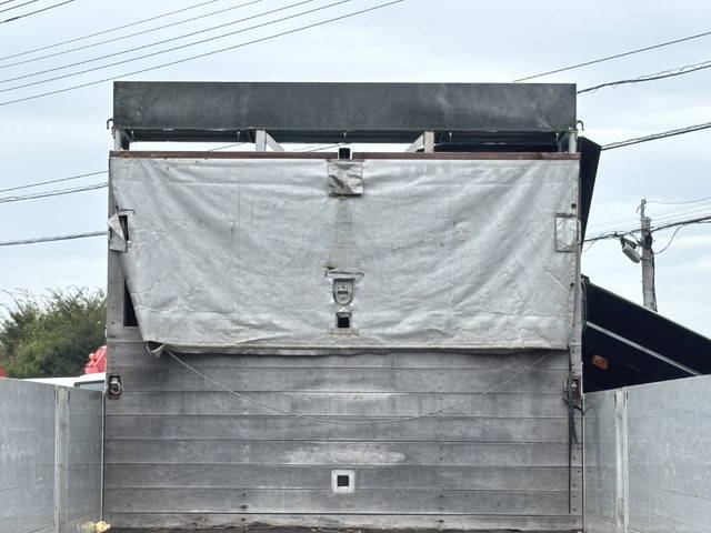 いすゞギガアルミブロック大型（10t）[写真05]