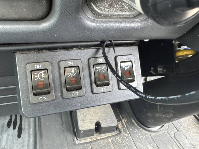 いすゞエルフアルミウイング小型（2t・3t）[写真12]