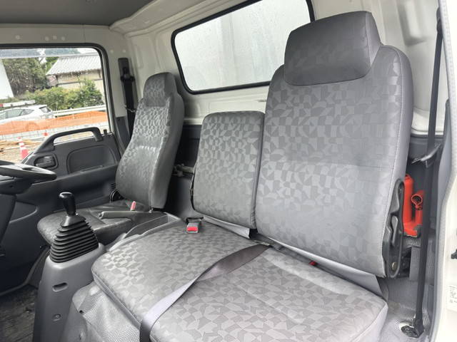 いすゞエルフアルミウイング小型（2t・3t）[写真15]