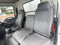 いすゞエルフアルミウイング小型（2t・3t）[写真16]