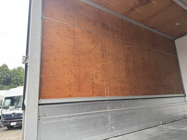 いすゞエルフアルミウイング小型（2t・3t）[写真22]