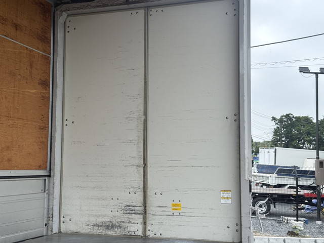 いすゞエルフアルミウイング小型（2t・3t）[写真25]