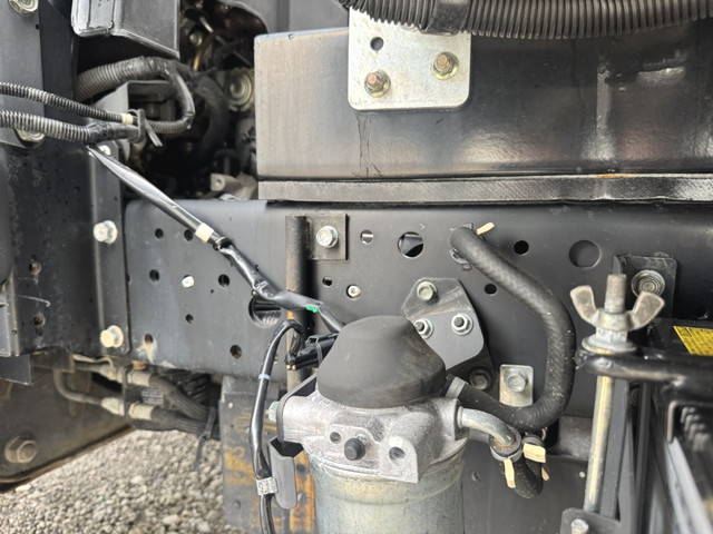 いすゞエルフアルミウイング小型（2t・3t）[写真32]