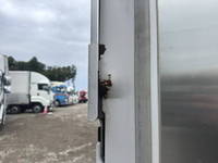 いすゞエルフアルミウイング小型（2t・3t）[写真38]