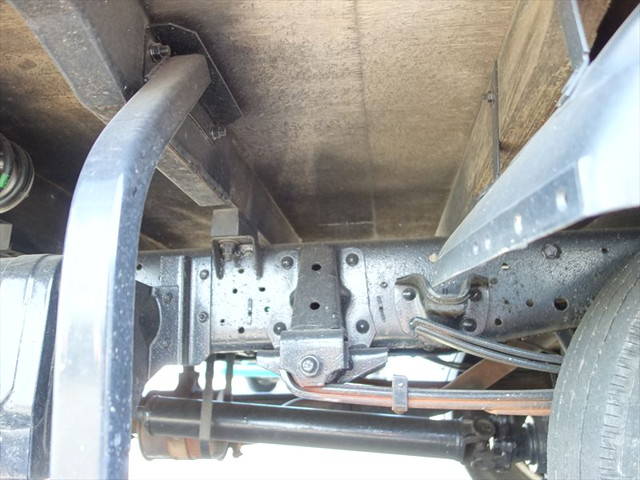 マツダタイタン幌ウイング小型（2t・3t）[写真08]