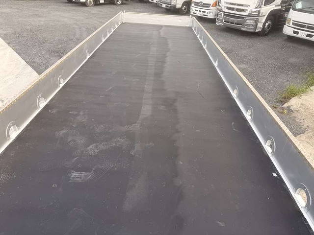 いすゞギガクレーン4段大型（10t）[写真14]