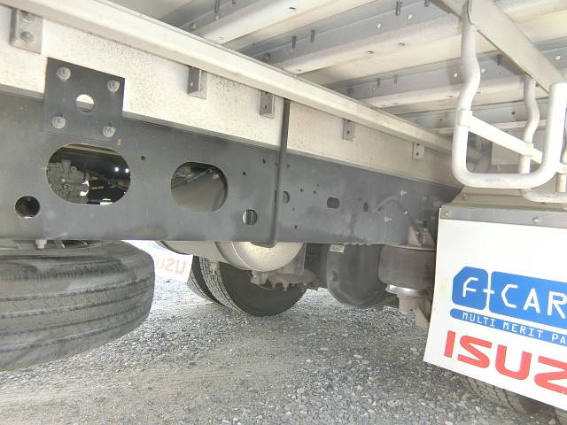 いすゞフォワードアルミウイング中型（4t）[写真31]