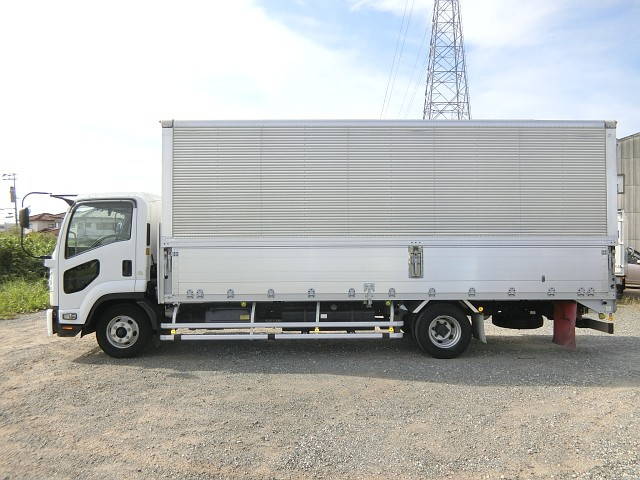 いすゞフォワードアルミウイング中型（4t）[写真07]