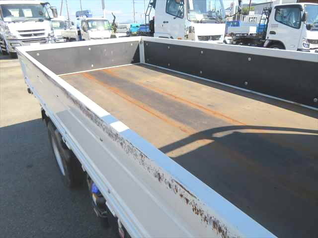 日産アトラス平ボディ小型（2t・3t）[写真26]